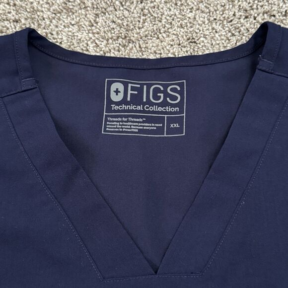 FIGS Chisec Three-Pocket Scrub Top TM3000 Navy Blue Men’s Size XXL 2XL - Picture 2 of 8